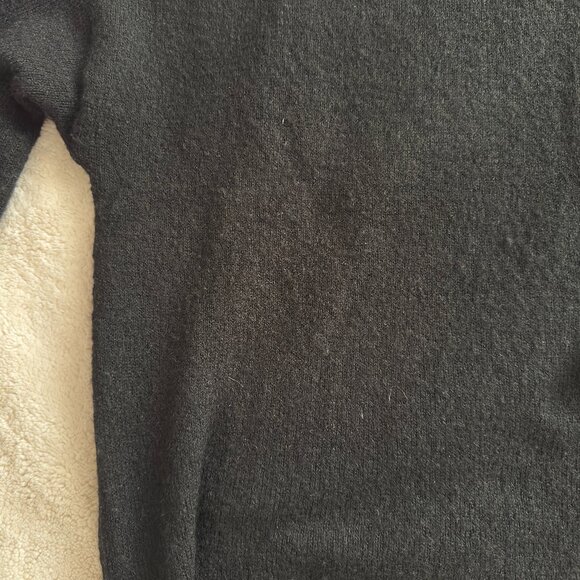 H&M Divided Essential Black Sweater - Picture 5 of 6